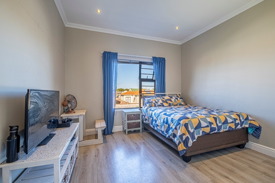 4 Bedroom Property for Sale in Westbrook Eastern Cape